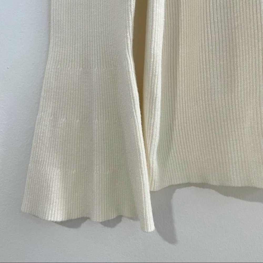 NEW! ANTHROPOLOGIE MOTH Ribbed Bell Sleeve Turtleneck Sweater in CREAM (S) - Picture 8 of 10